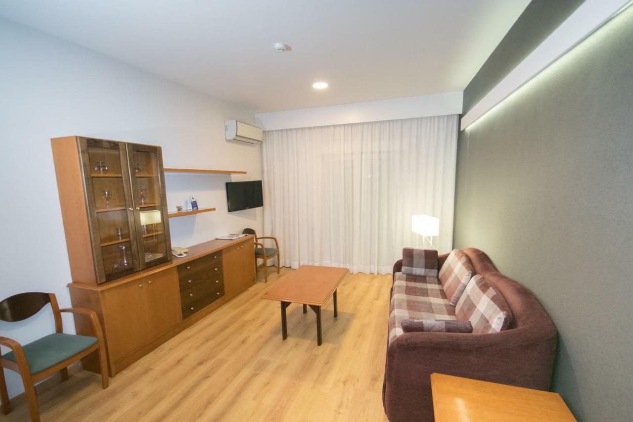 Hotel Spa Nanin Playa Sanxenxo Exterior photo